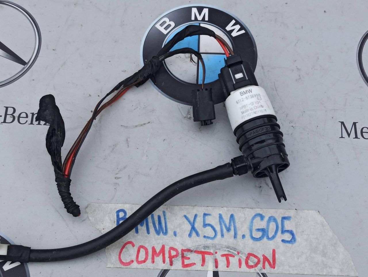 насос (моторчик) омывателя стекла BMW X5 M F95 2021, 4.4 л., бензин, полный привод, 8736998 - фото №1