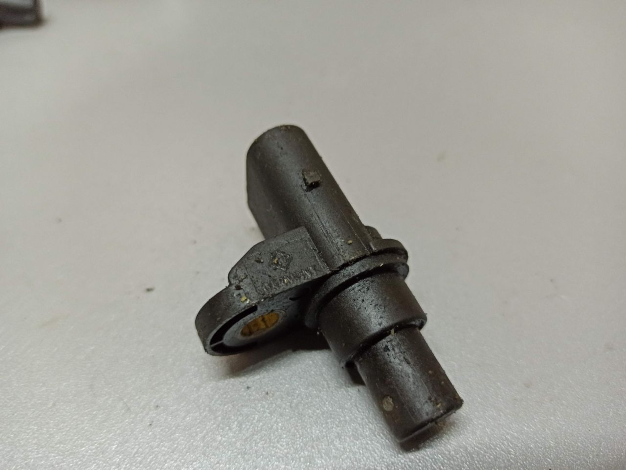 датчик распредвала BMW 3 серия E90/E91/E92/E93 2005, 2.0 л., бензин, 7506273 - фото №1