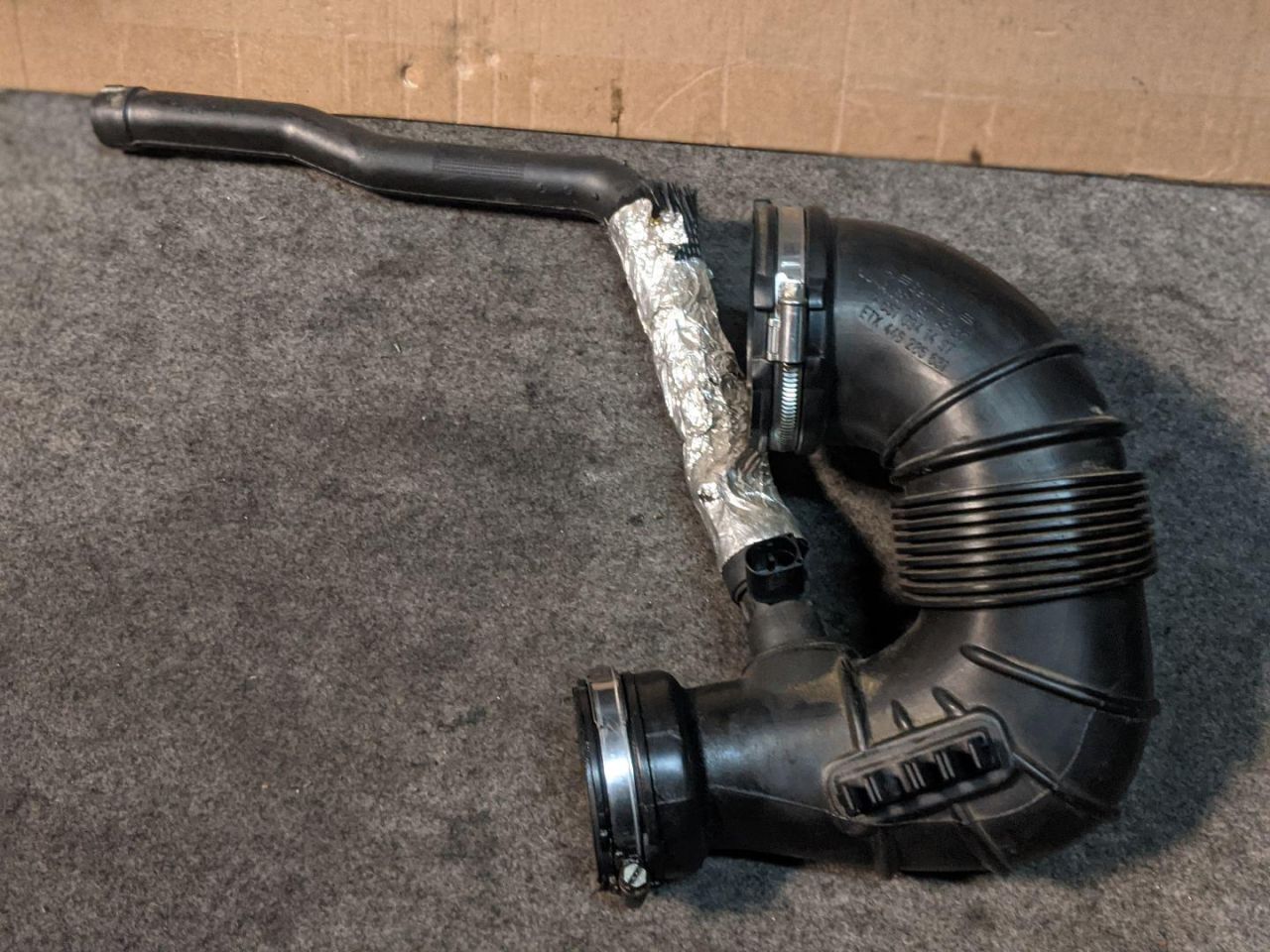 патрубок турбины Mercedes-Benz GL-Класс X166 2015, 2.1 л., OM 651.960, дизель, АКПП, 6510904537, 6510941497, A6510904537, A6510941497 - фото №1