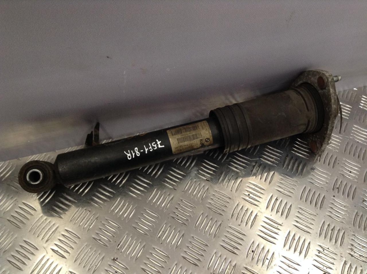 амортизатор задний правый BMW X5 E70 2008, 3.0 л., N52 B30 AF, бензин, АКПП, внедорожник 5 дв., 6781926 - фото №1