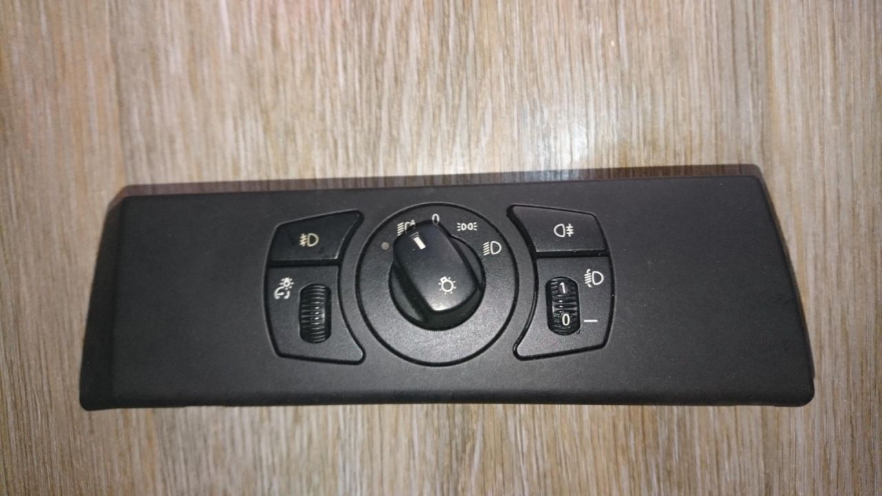 переключатель света BMW 5 серия E60/E61 2005, 2.5 л., дизель, АКПП, универсал, 61316925251, 6953741 - фото №1