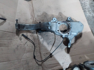 кулак поворотный левый BMW X5 E70 2007, 4.8 л., бензин, АКПП, 6773783, 31216773783