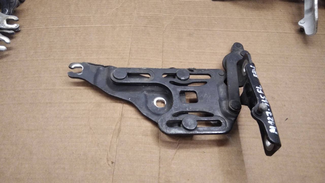 петля капота левая BMW X5 E70 2007, 4.8 л., N62 B48 B, бензин, АКПП, черный, внедорожник 5 дв., 7148347 - фото №1