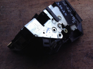 замок двери передней левой BMW 5 серия E39 [рестайлинг] 2001, 2.2 л., бензин, АКПП, седан, 8205125