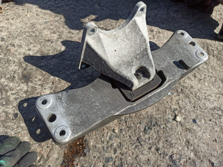 кронштейн КПП BMW 5 серия E60/E61 [рестайлинг] 2009, 2.0 л., N47 D20 A, дизель, АКПП, седан, 6769634