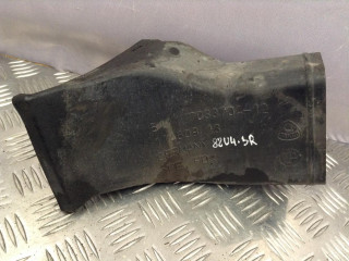 воздуховод (дефлектор) радиатора BMW 5 серия E60/E61 2005, 3.0 л., дизель, АКПП, универсал, 7033704