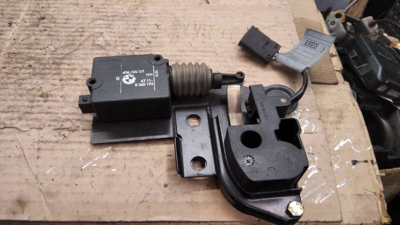 моторчик стеклоподъемника BMW 5 серия E39 2000, 8360193 - фото №1