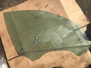 стекло двери передней правой BMW X5 E70 2009, 3.0 л., дизель, АКПП, внедорожник 5 дв.