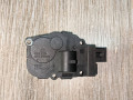 моторчик заслонки печки Mercedes-Benz E-Класс W212/S212/C207/A207 2010, 2.2 л., дизель, АКПП, седан, задний привод, правый руль, EFB330 - фото №3