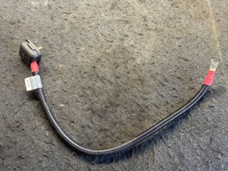 плюсовой провод аккумулятора BMW X5 E53 [рестайлинг] 2005, 3.0 л., дизель