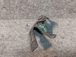 захватный крюк капота Land Rover Range Rover Evoque L538 2012, 2.2 л., 224DT, дизель, АКПП, внедорожник 5 дв., BJ32-16892-AB