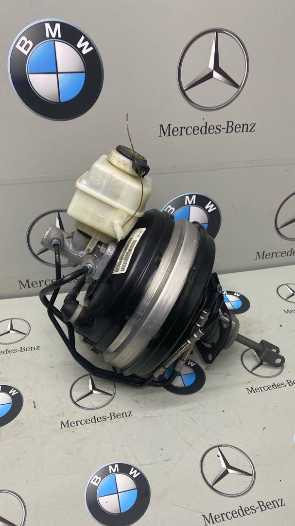 вакуумный усилитель тормозов BMW 7 серия F01/F02 2011, 6685047 - фото №1
