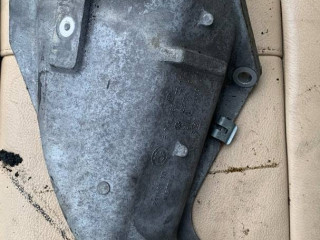 кронштейн двигателя BMW X5 E53 [рестайлинг] 2005, 3.0 л., бензин, АКПП, 6761565