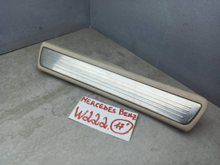 накладка на порог Mercedes-Benz S-Класс W222/C217/A217 [рестайлинг] 2017, A2226800835