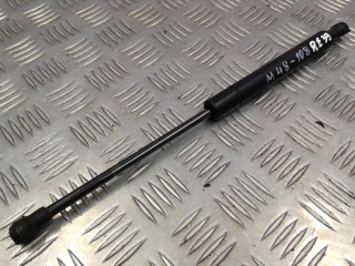 амортизатор капота BMW 5 серия E39 [рестайлинг] 2001, 2.5 л., дизель, АКПП, универсал