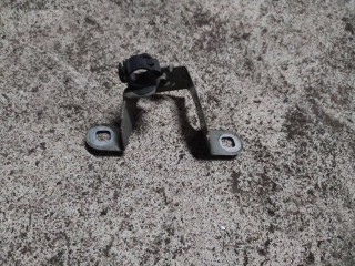 Крепления ( кронштейн ) крыла BMW 2010, 7193424