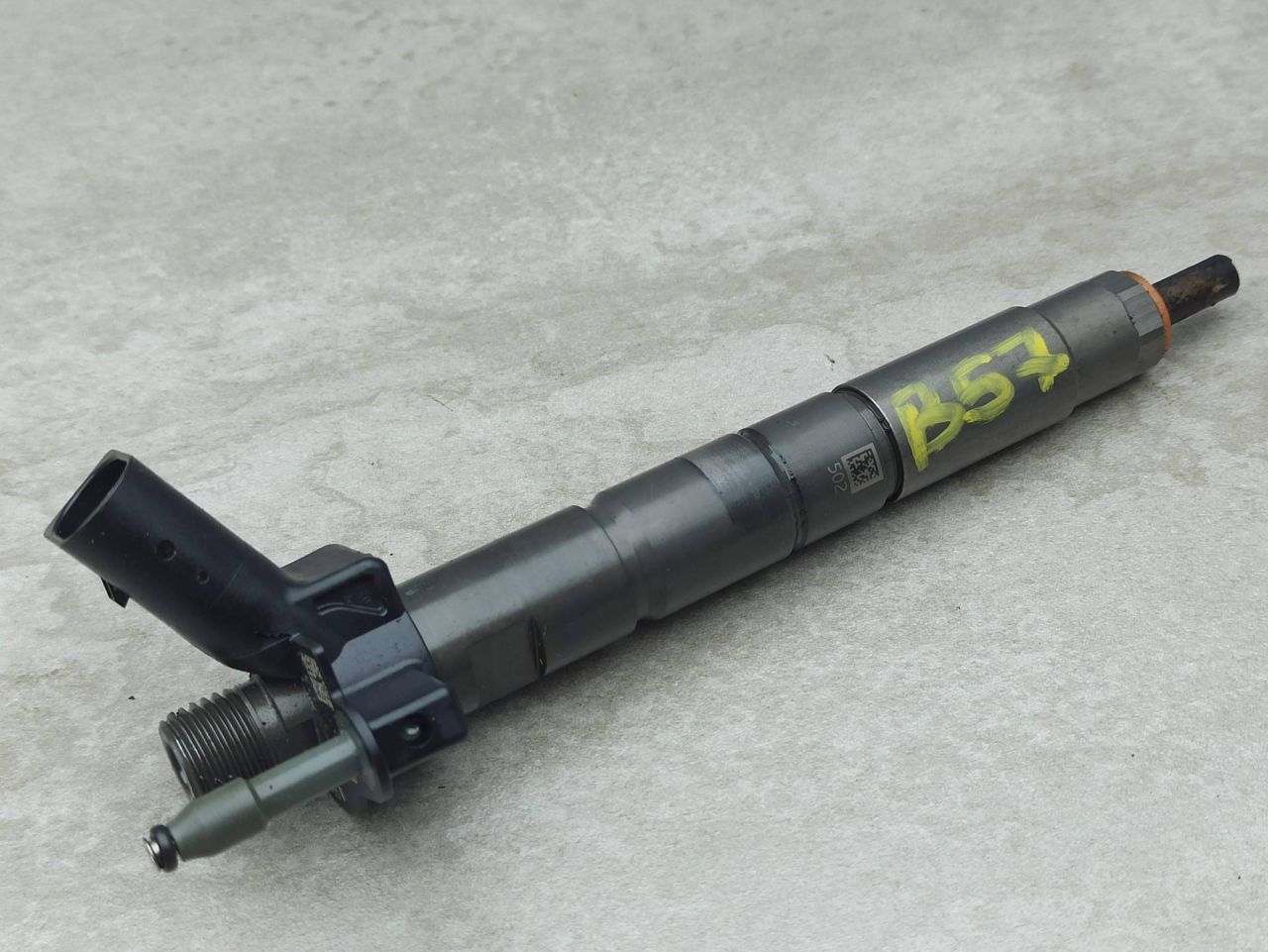 форсунка BMW 7 серия G11/G12 2017, 3.0 л., дизель, 8571565 - фото №1