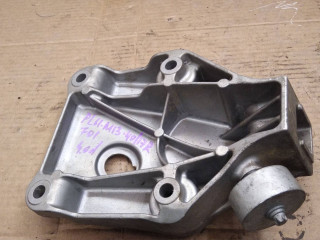 кронштейн двигателя BMW 2010, 4.0 л., дизель, 6777623