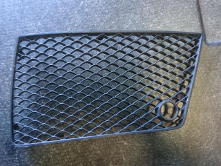 заглушка (решетка) в бампер Mercedes-Benz GL-Класс X166 2013, 3.0 л., OM 642.826, дизель, АКПП, коричневый, внедорожник 5 дв., A1668854522