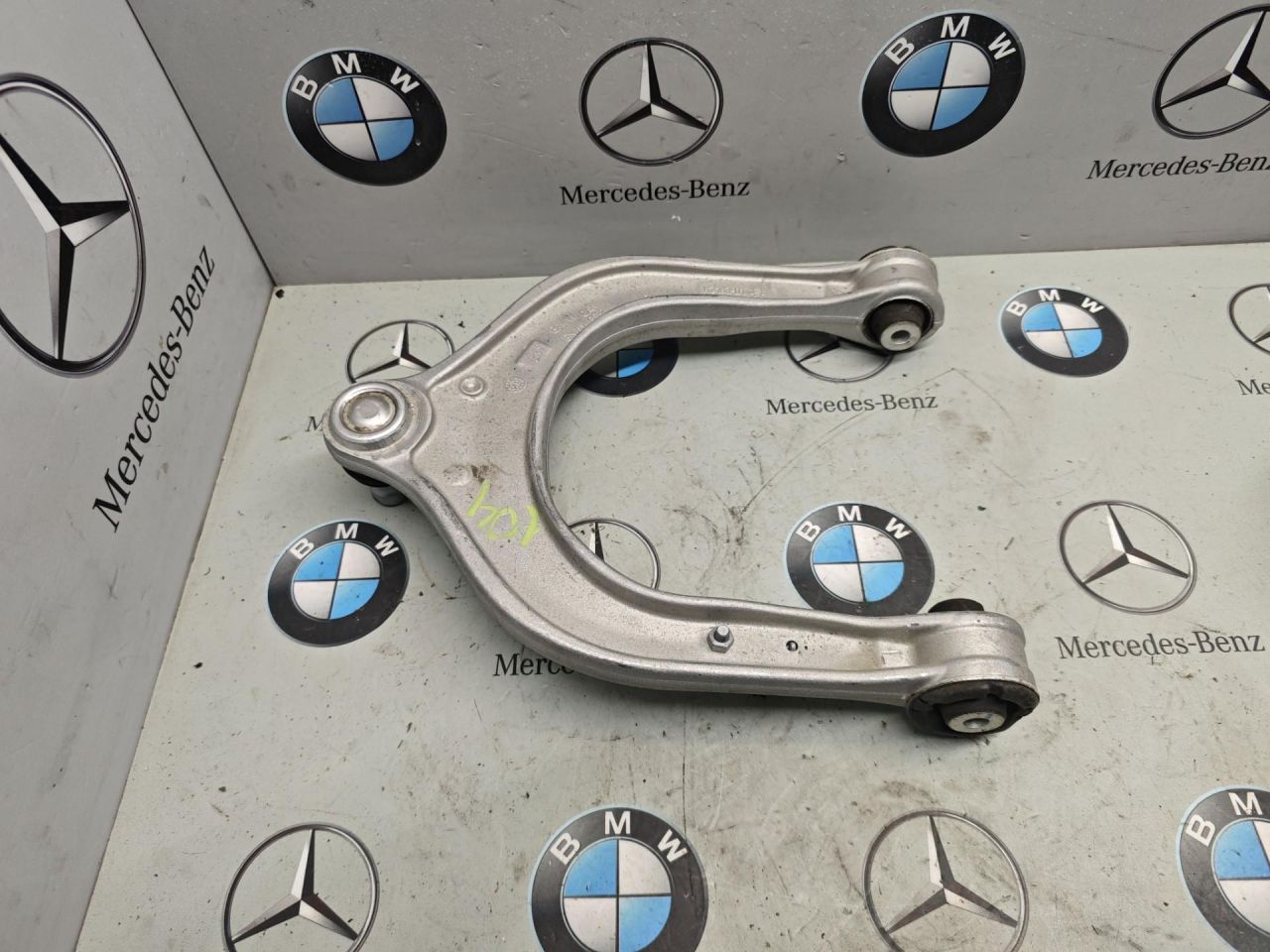 рычаг передний левый BMW 2023, 3.0 л., бензин, c4p, 6883115 - фото №1