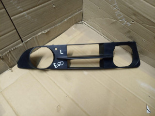 заглушка (решетка) в бампер BMW 5 серия E60/E61 2004, 7061660