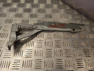 петля капота левая BMW 5 серия E60/E61 2006, 4.8 л., N62 B48 A, бензин, АКПП, универсал, 7008727