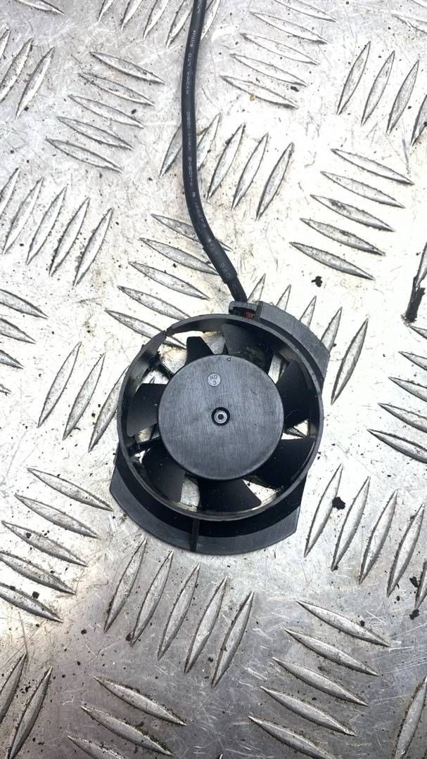 Вентилятор обдува сиденья BMW 5 серия G30/G31 2018, 67327021636, 7021636 - фото №1