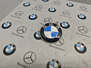 эмблема BMW 7 серия F01/F02 [рестайлинг] 2013, 8132375