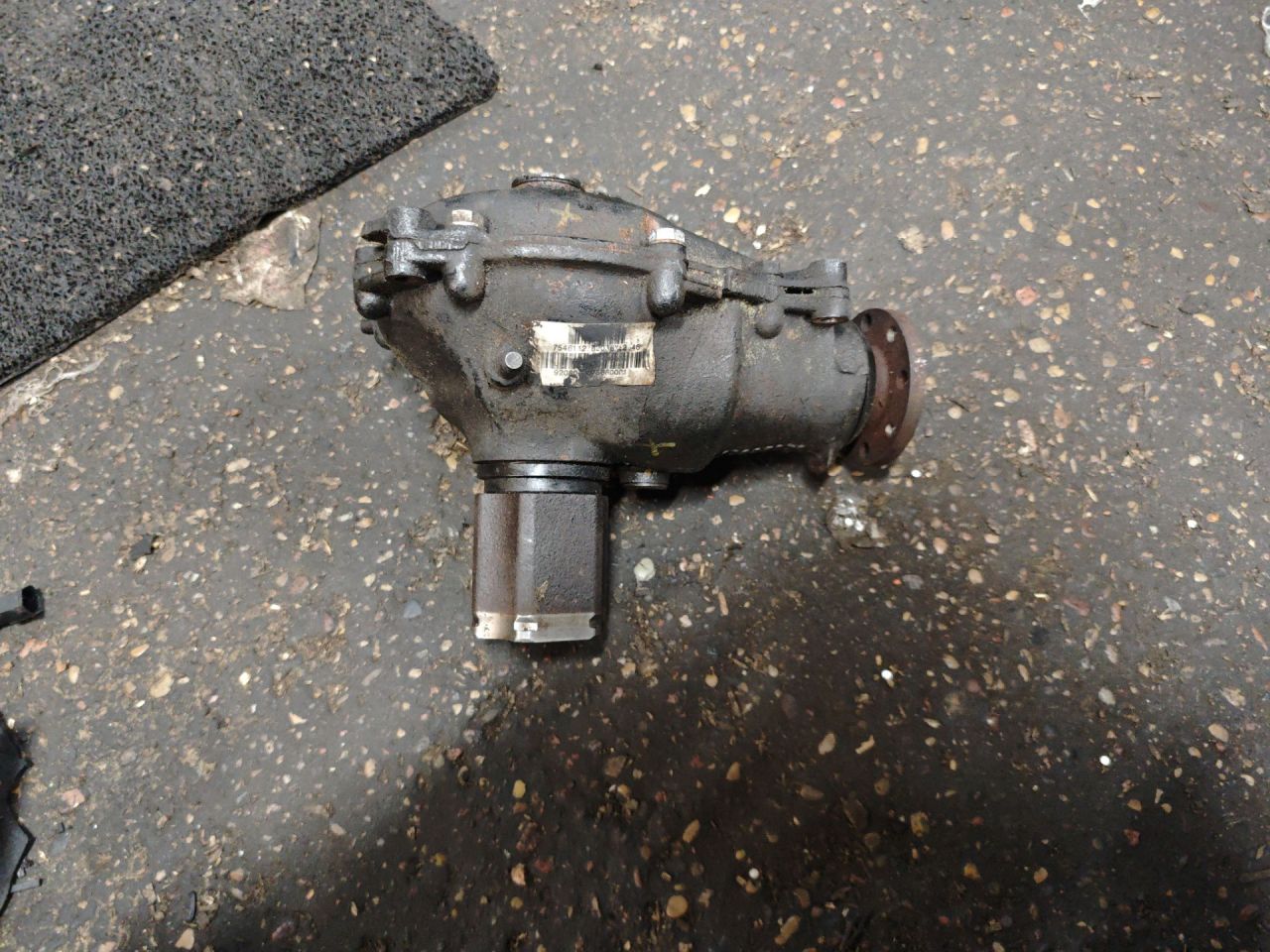 редуктор переднего моста BMW X3 E83 2006, 3.0 л., дизель, 7546112 - фото №1