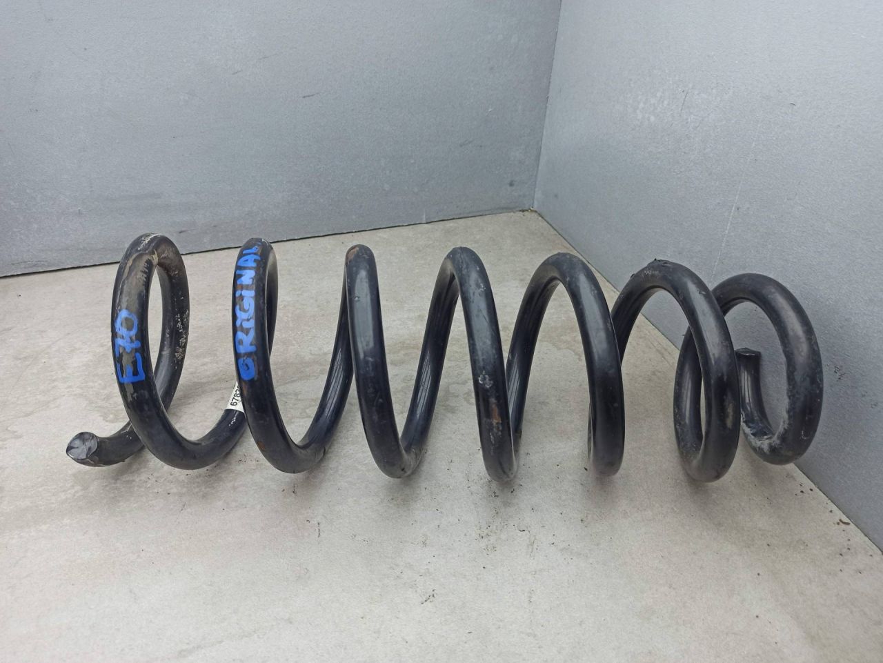 пружина передняя BMW X5 E70 2010, 6783005 - фото №1