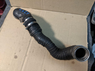 патрубок интеркулера Mercedes-Benz C-Класс W203/S203/CL203 [рестайлинг] 2006, 1.8 л., M 271.946, бензин, АКПП, синий, седан, 2710902037, A2710902037