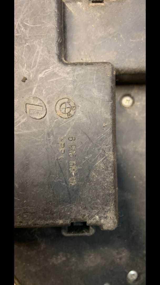 блок предохранителей BMW 5 серия E60/E61 2007, 2.5 л., дизель, 6906619 - фото №1