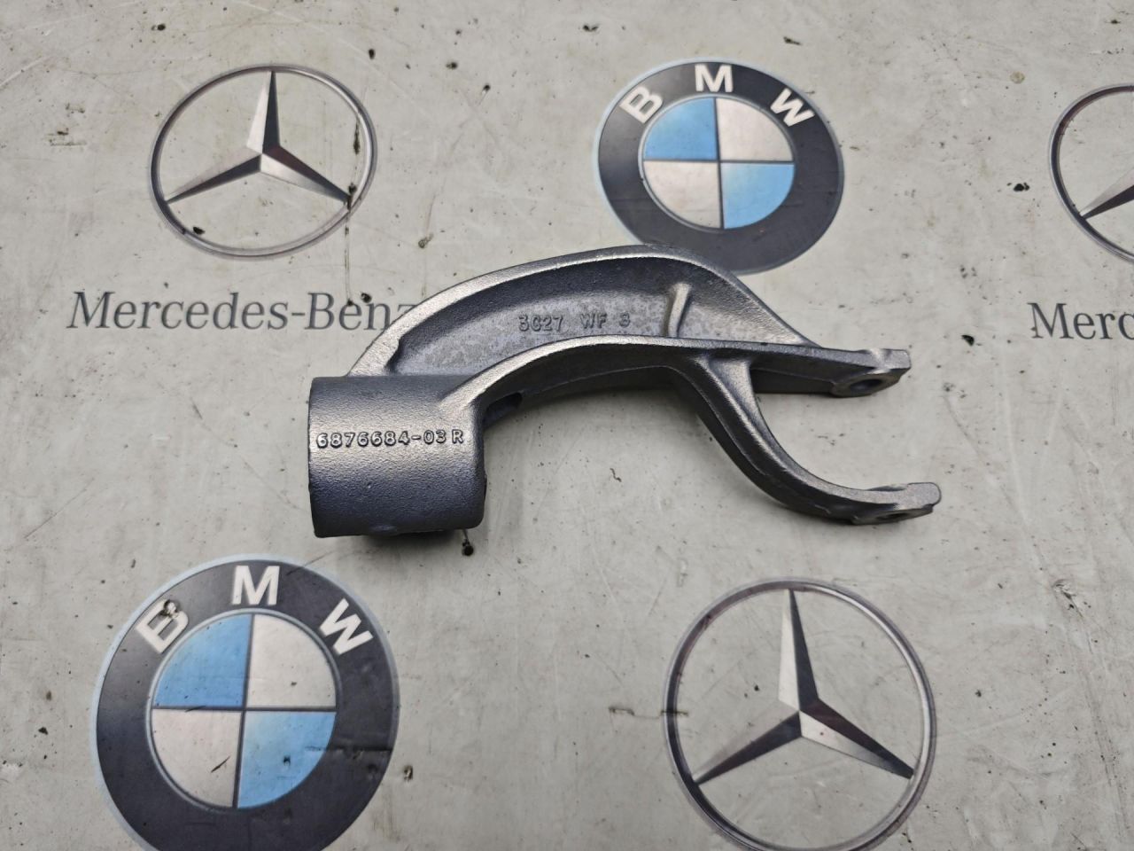 вилка амортизатора BMW 2024, 3.0 л., B58B30, бензин, 475, полный привод, 6876684 - фото №1