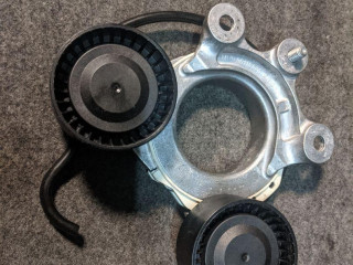 Натяжитель ремня агрегатов Mercedes-Benz AMG GT 1 поколение [рестайлинг] 2019, 4.0 л., M 177.980, бензин, MUB90115570