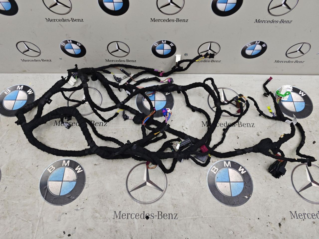 проводка BMW XM G09 2024, 4.4 л., бензин, 475, полный привод, 5A6A821 - фото №1