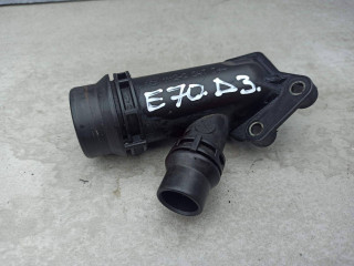фланец (тройник) системы охлаждения BMW X5 E70 2009, 3.0 л., дизель, 2247744