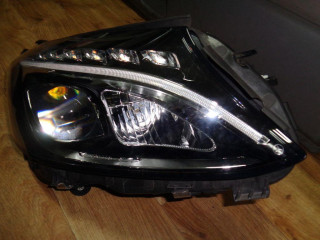 фара правая Mercedes-Benz C-Класс W205/S205/C205 2015, 2.0 л., M 274.920, бензин, АКПП, седан, правый руль, A2059064003, 0301284634