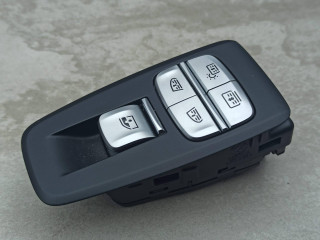 блок управления стеклоподъемниками BMW 7 серия G11/G12 2017, 3.0 л., дизель, 9382506