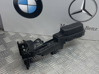 распределитель тока BMW 5 серия G30/G31 2017, 9339825