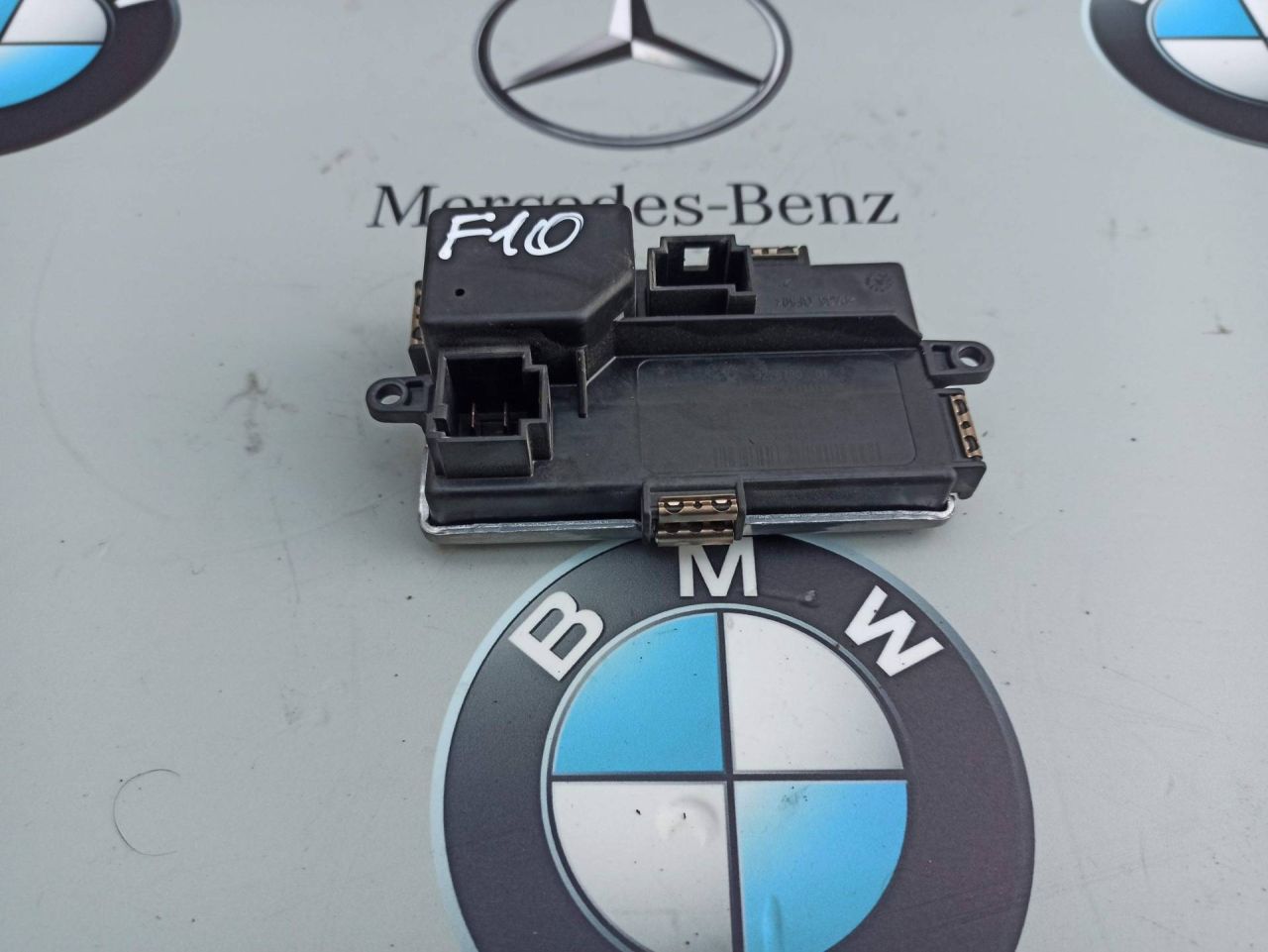 сопротивление печки BMW 2011, 9226780 - фото №1