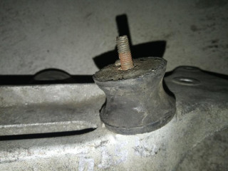 подушка крепления КПП BMW X5 E53 2001, 3.0 л., дизель, АКПП, внедорожник 5 дв.