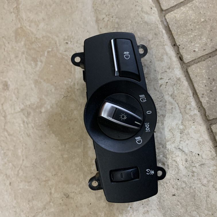 переключатель света BMW 7 серия F01/F02 2010, 4.4 л., N63 B44 A, бензин, АКПП, седан, 9192745 - фото №1