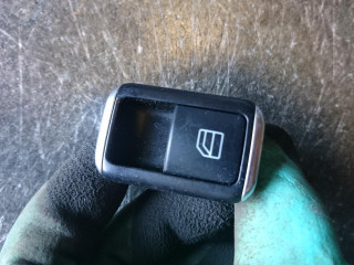 кнопка стеклоподъемника двери задней левой Mercedes-Benz M-Класс W166 2015, 3.0 л., OM 642.826, дизель, АКПП, cthsq, внедорожник 5 дв., A2049058102