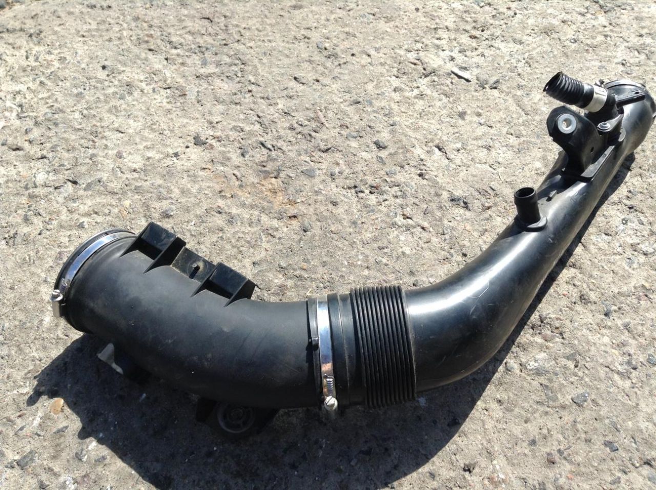 патрубок интеркулера BMW 2016, 3.0 л., N55 B30 A, бензин, АКПП, седан, 7583726 - фото №1