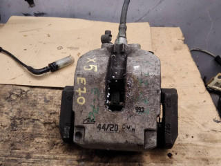 суппорт передний левый BMW X5 E70 2010