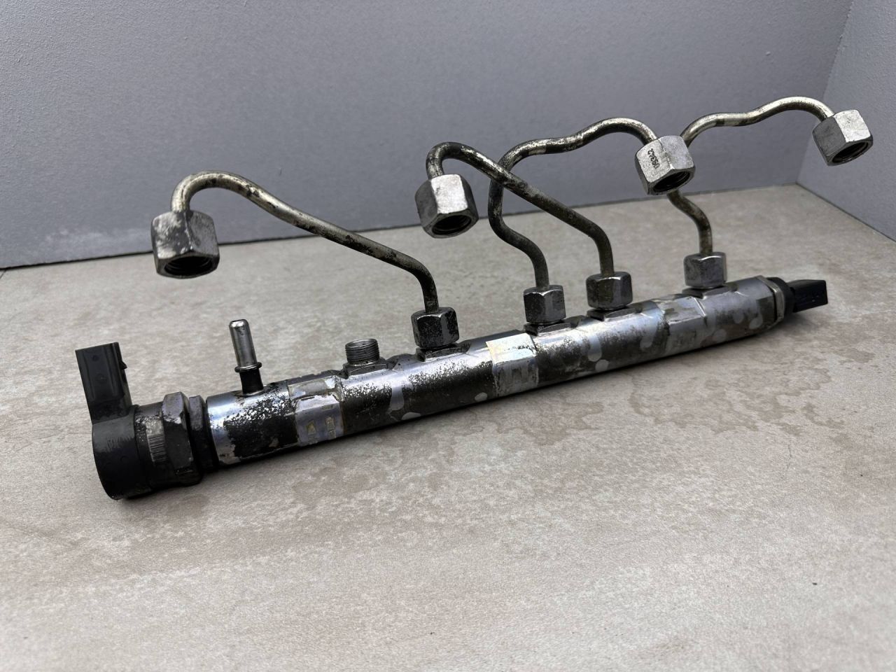 топливная рампа BMW X1 E84 2010, 2.0 л., N47 D20 C, дизель, 7809128 - фото №1