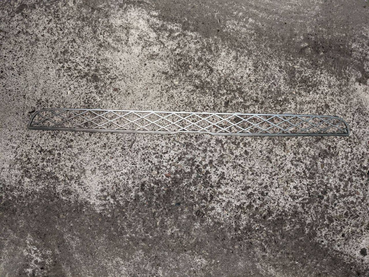 заглушка (решетка) в бампер BMW X5 E70 2010, 3.0 л., N57 D30 A, дизель, АКПП, внедорожник 5 дв., 51117159597 - фото №1