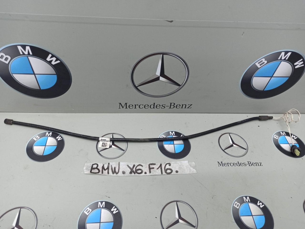 система комфортного доступа в багажник BMW X6 F16 2016, 3.0 л., бензин, правый руль, 7391045 - фото №1