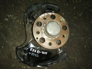 кулак поворотный левый Mercedes-Benz C-Класс W204/S204/C204 [рестайлинг] 2011, 2.1 л., OM 651.913, дизель, АКПП, универсал, A2044202544