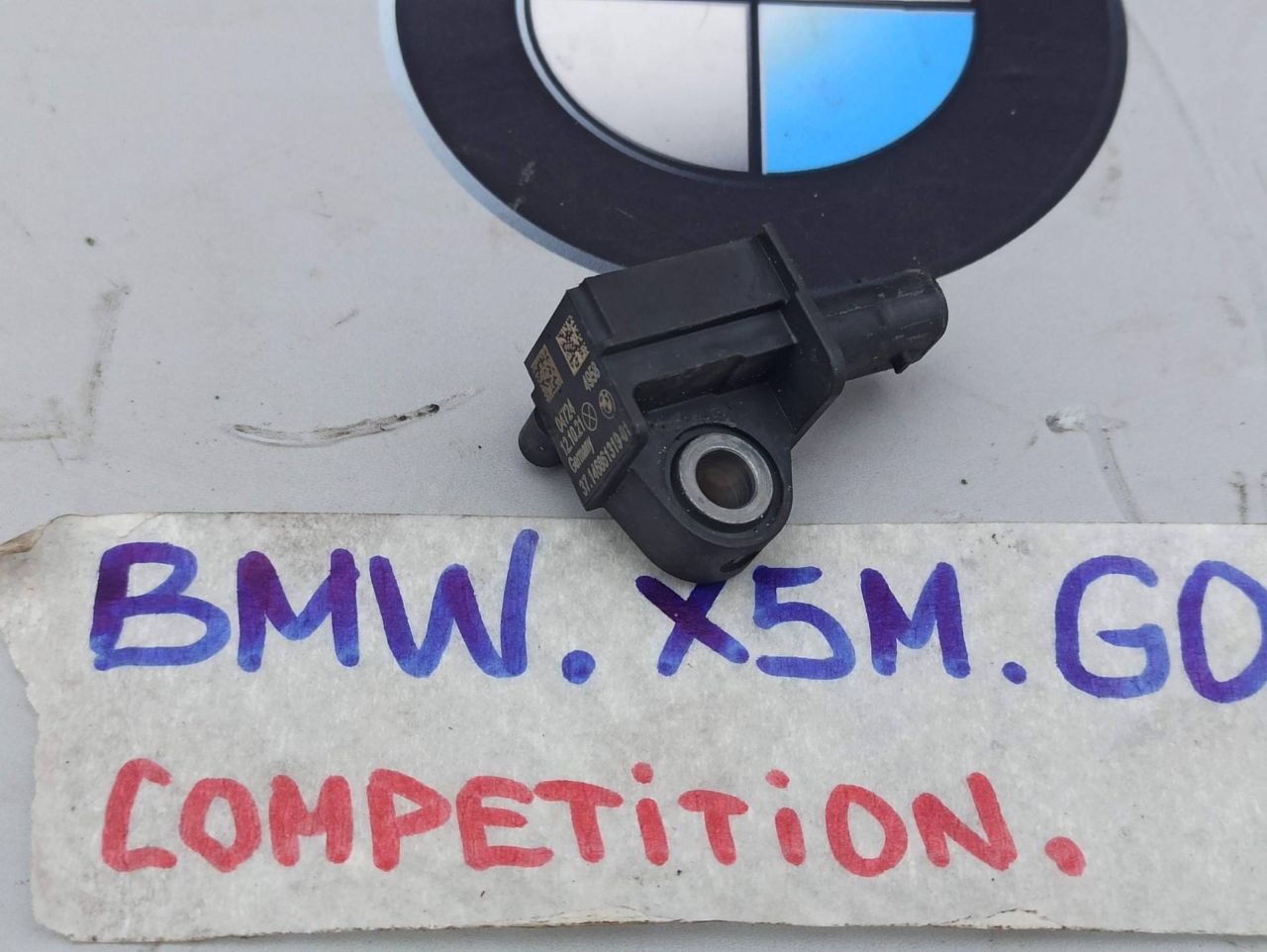 датчик удара BMW X5 M F95 2021, 4.4 л., бензин, полный привод, 6861319 - фото №1